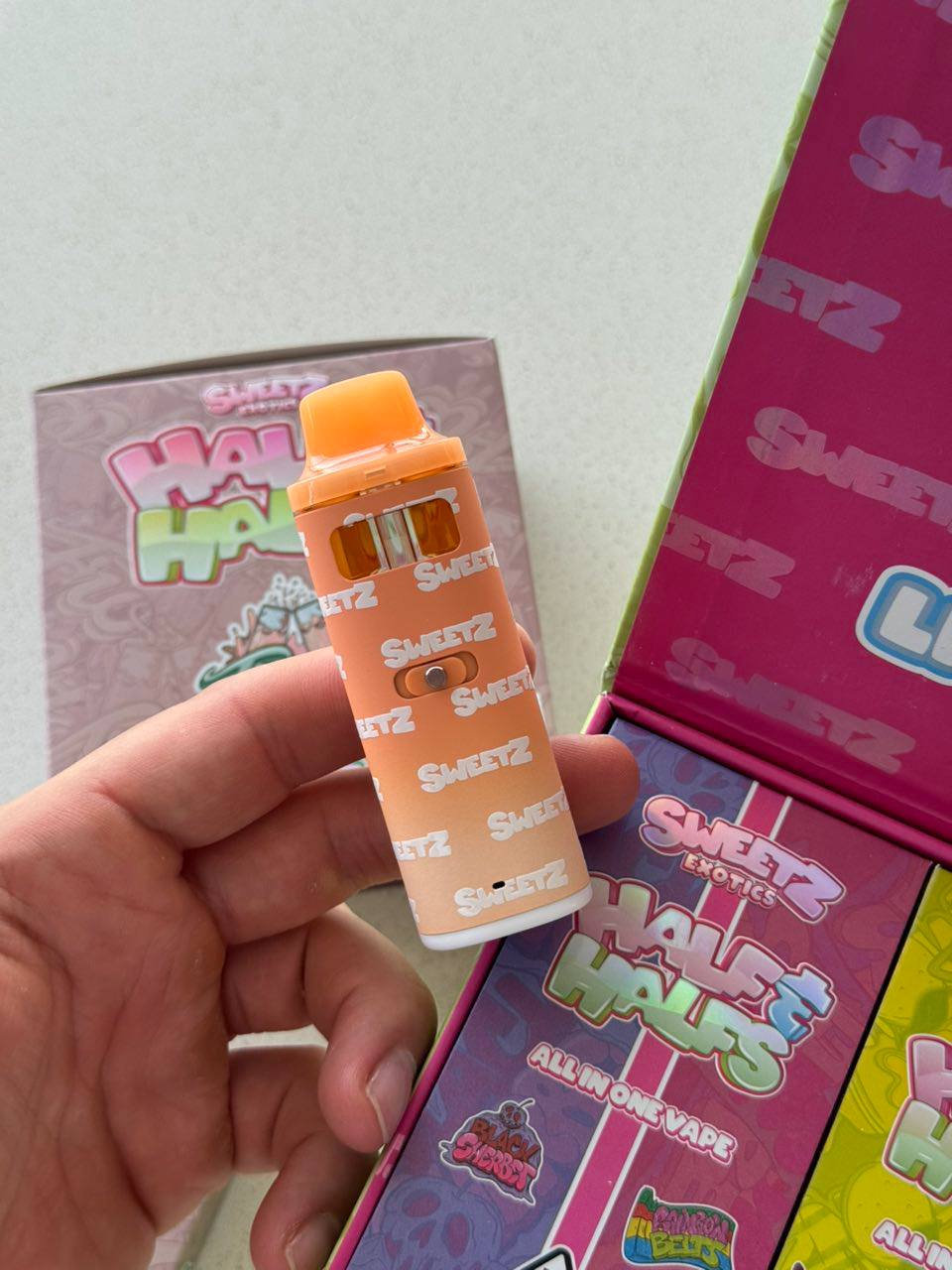sweetz exotics half & half 2g disposable sweetz exotics half & half 2g disposable